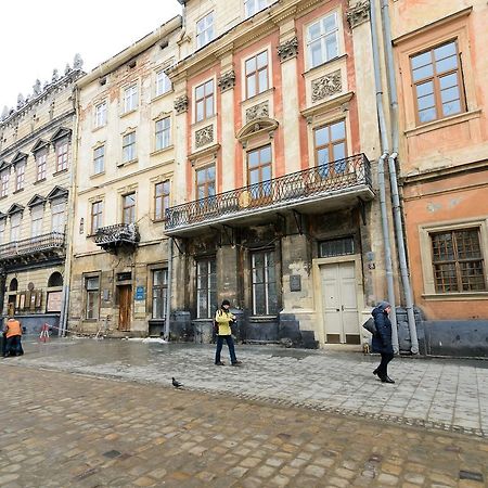 Vip Апартаменти Ван Гог На Площі Ринок Lwów Zewnętrze zdjęcie